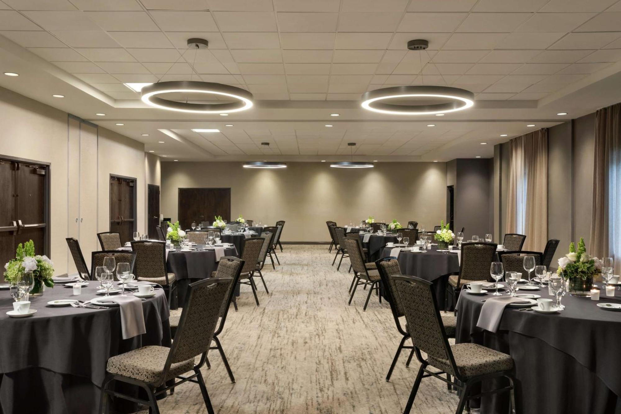 Embassy By Hilton Atlanta 4*