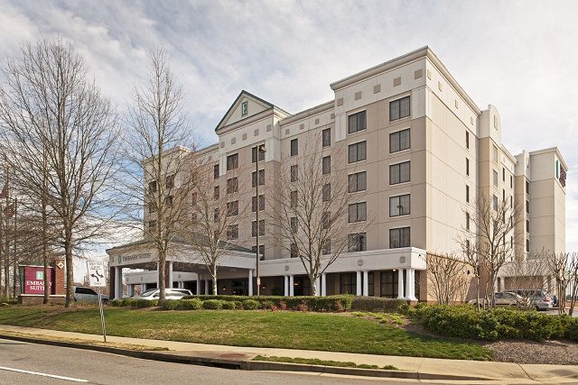Hotel Embassy By Hilton Atlanta Alpharetta