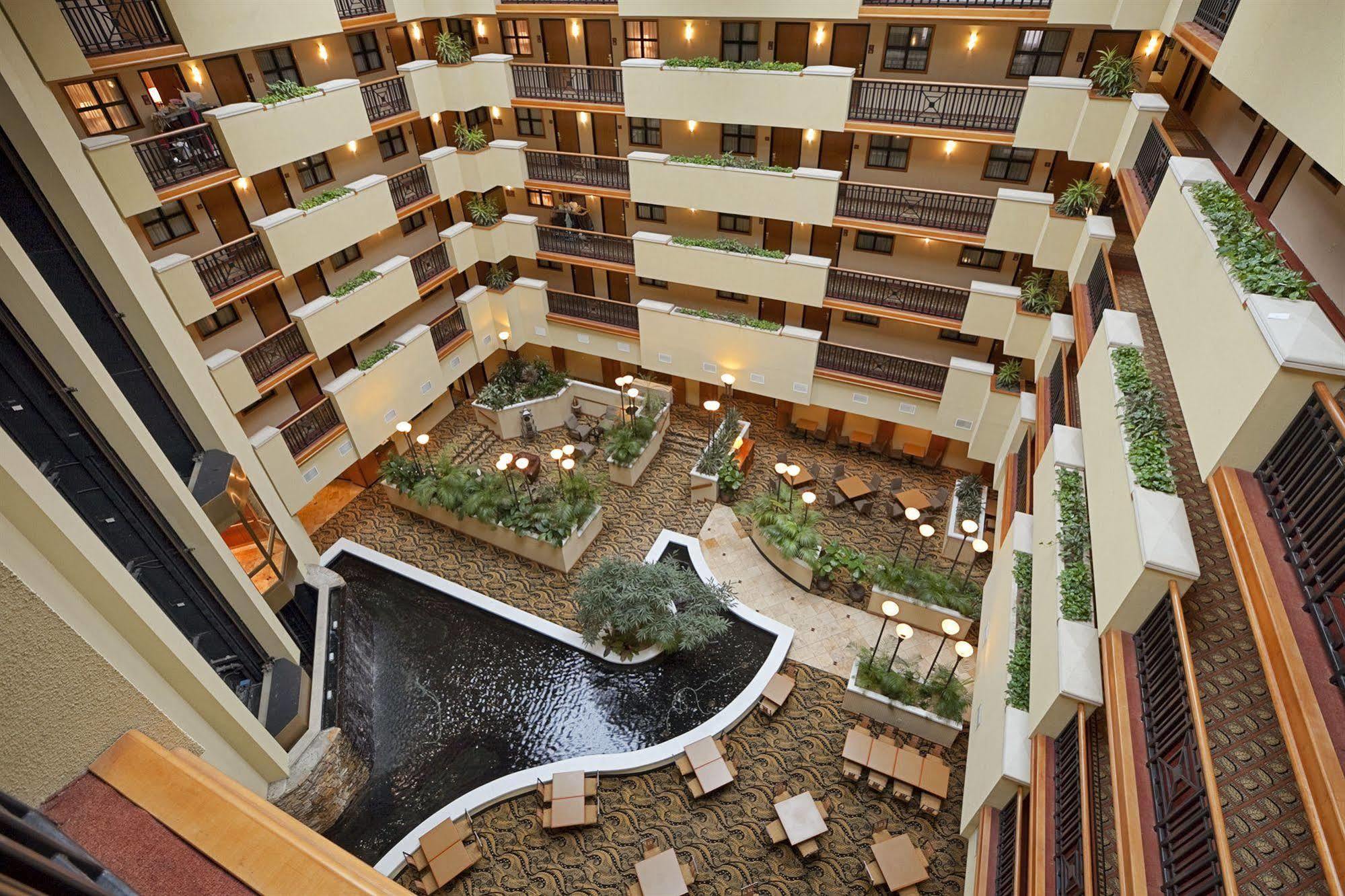 Embassy By Hilton Atlanta Hotel Alpharetta