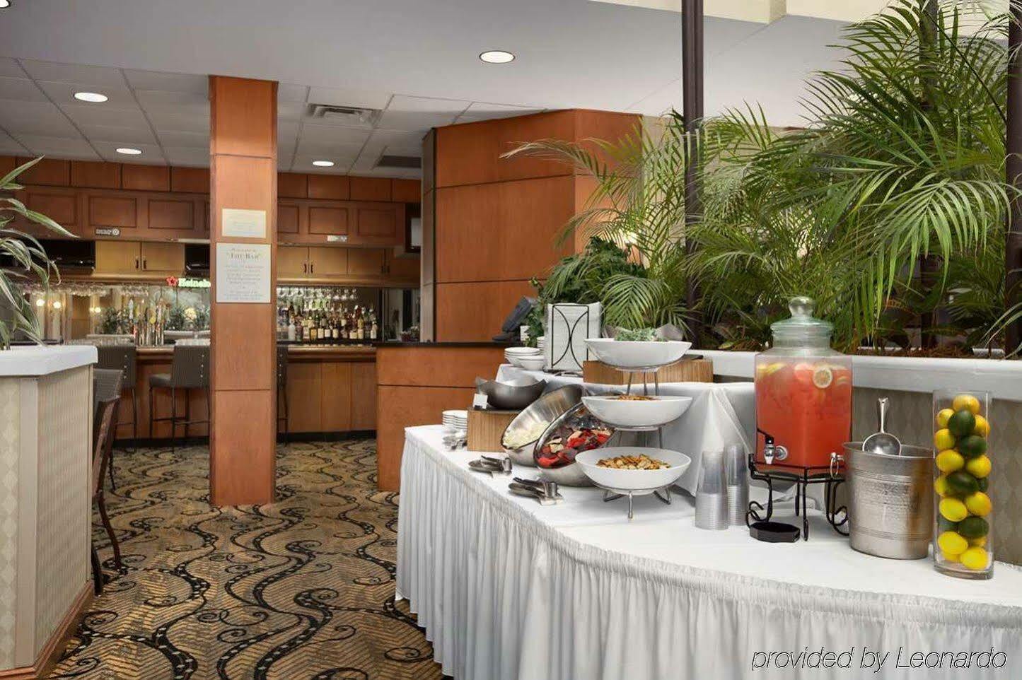 Hotel Embassy By Hilton Atlanta Alpharetta