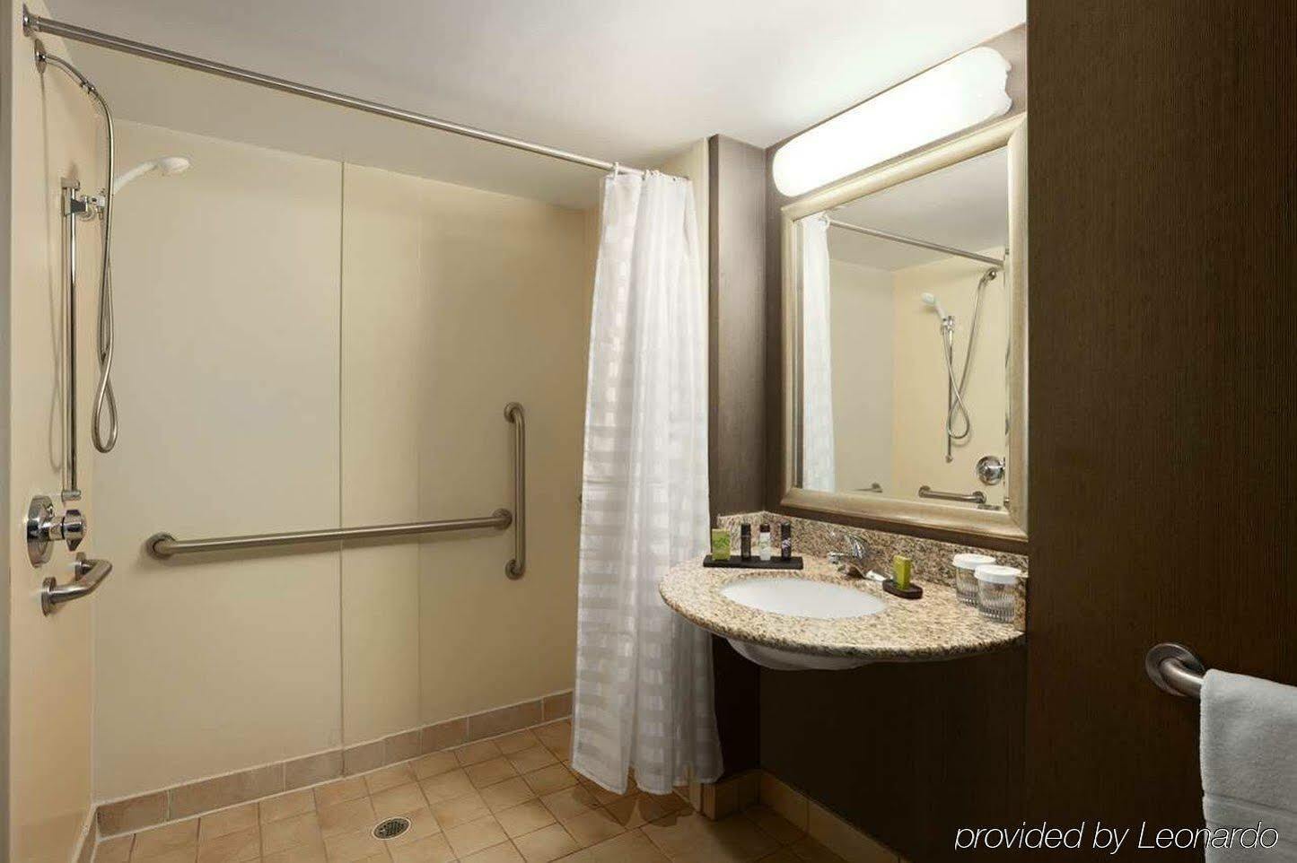 Embassy By Hilton Atlanta